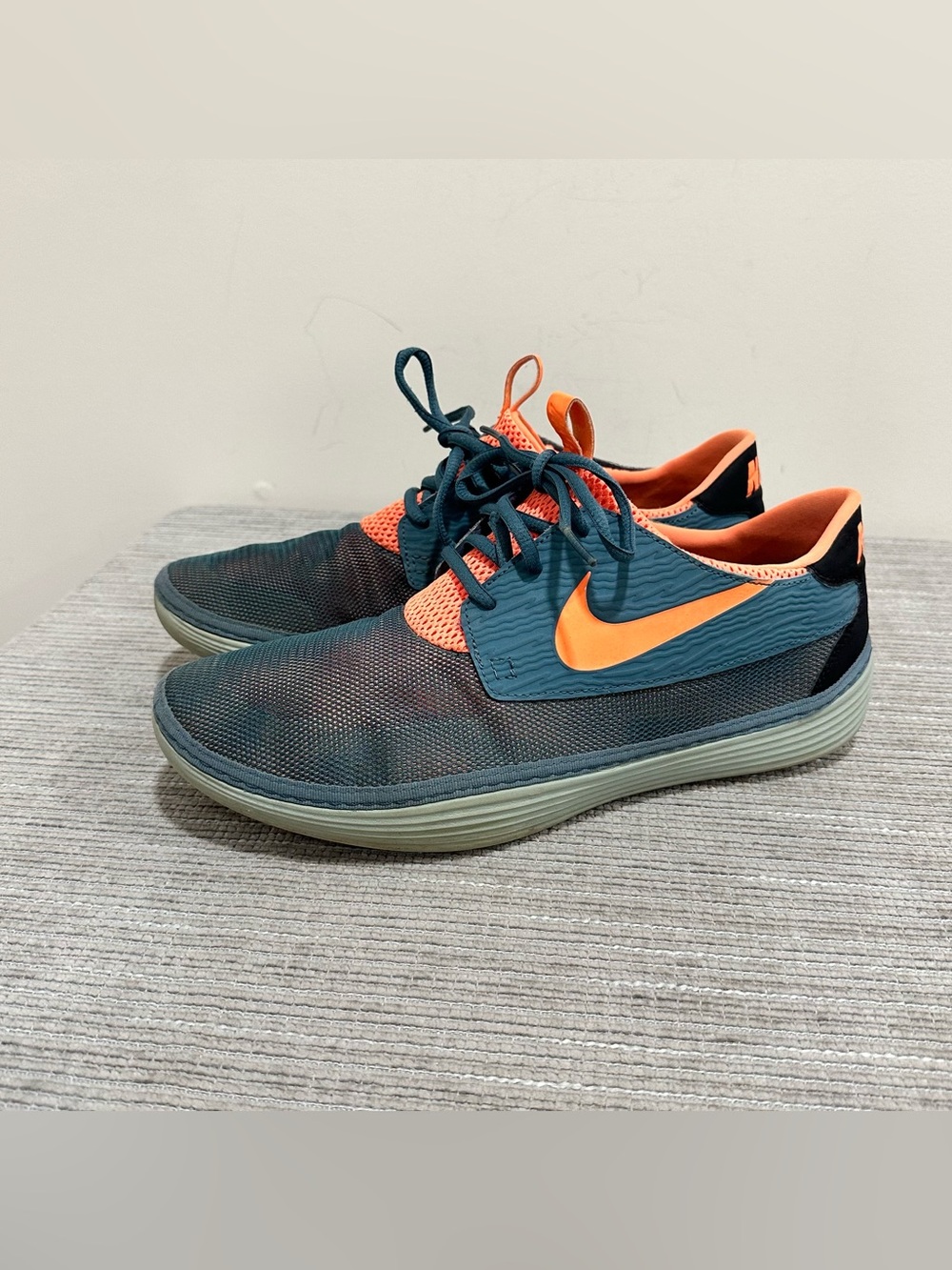 Nike Solarsoft Moccasin Night Fall Atomic Orange Black Mens Athletic Sneaker 13